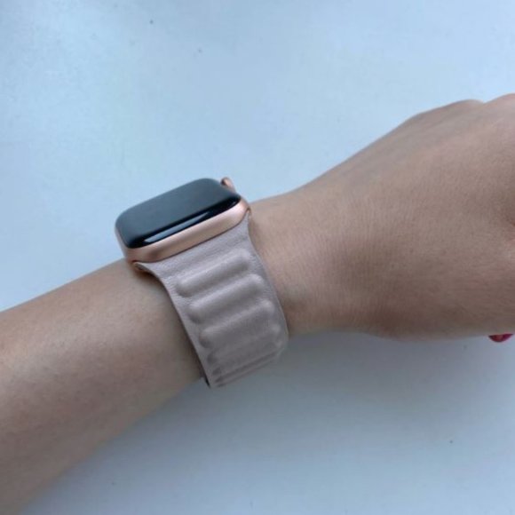 NEW[BAND] Nude Leather Magnetic For Apple Watch - Picture 3 of 6